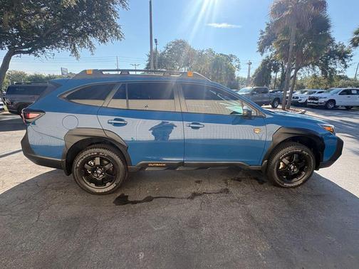 Geyser Blue 2025 Subaru Outback Wilderness