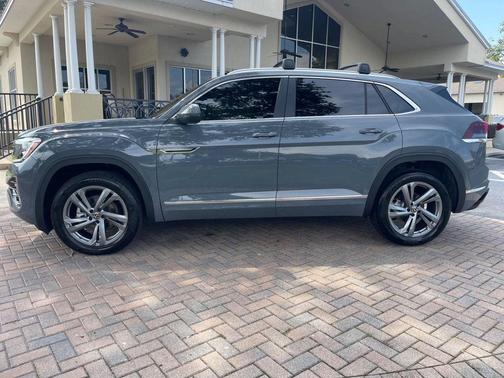 2024 Volkswagen Atlas Cross Sport 2.0T SEL