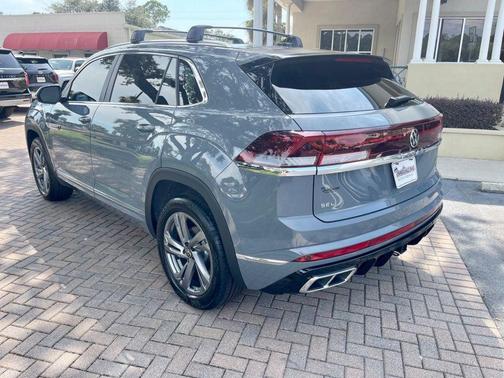 2024 Volkswagen Atlas Cross Sport 2.0T SEL