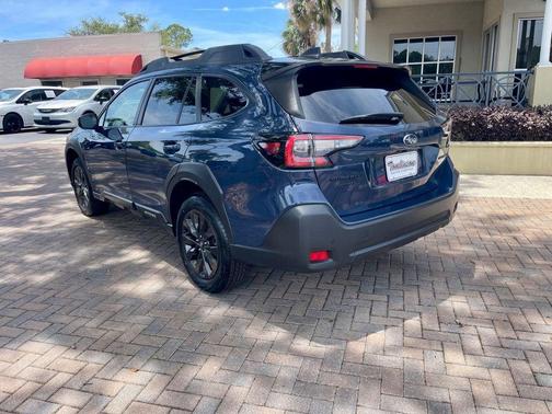 Cosmic Blue Pearl 2025 Subaru Outback Onyx Edition