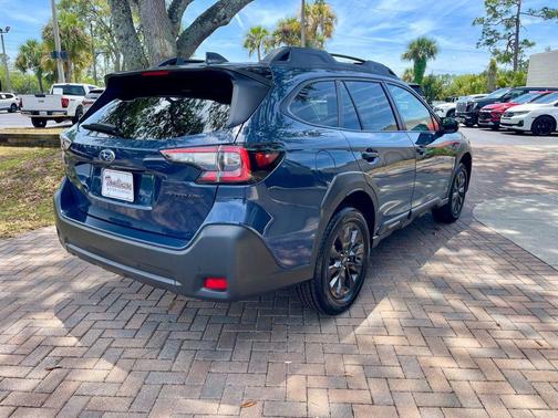 Cosmic Blue Pearl 2025 Subaru Outback Onyx Edition