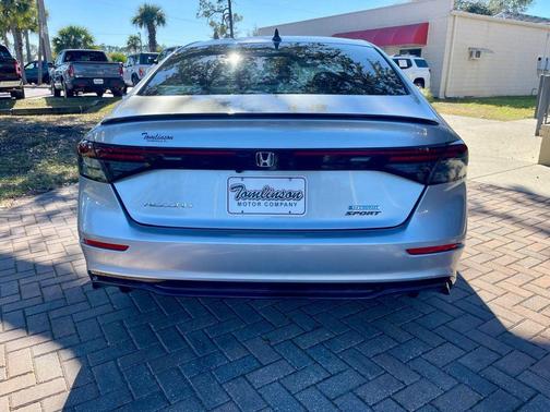 2024 Honda Accord Hybrid Base