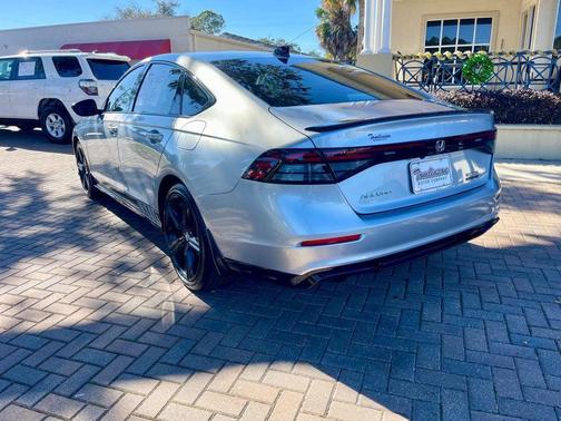 2024 Honda Accord Hybrid Base