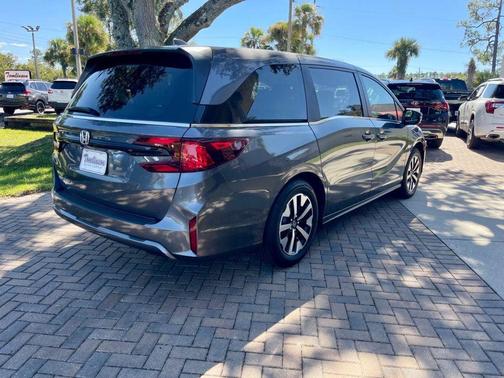 2025 Honda Odyssey EX-L Automatic