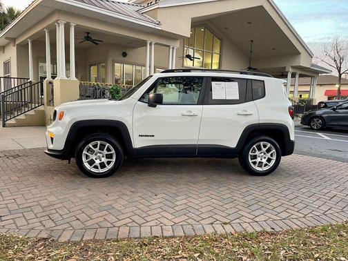 2022 Jeep Renegade Latitude
