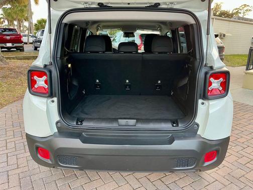 2022 Jeep Renegade Latitude