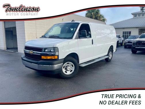Summit White 2025 Chevrolet Express 2500 LT