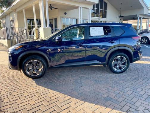 Deep Ocean Blue Pearl 2024 Nissan Rogue SV