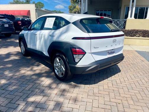2024 Hyundai KONA SE Automatic FWD