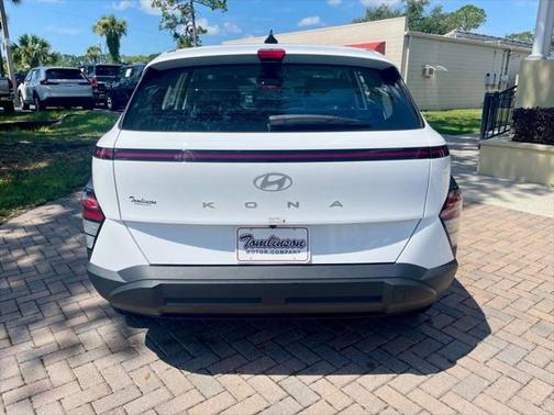 2024 Hyundai KONA SE Automatic FWD