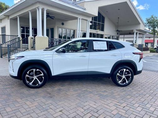 2024 Chevrolet Trax FWD 4dr 1RS