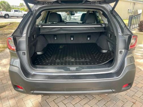 Magnetite Gray Metallic 2025 Subaru Outback Onyx Edition