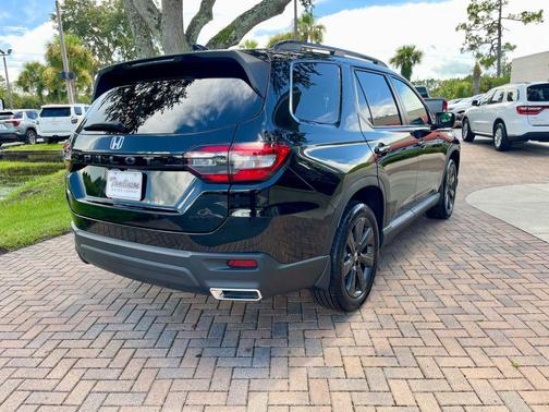 2025 Honda Pilot Sport 2WD