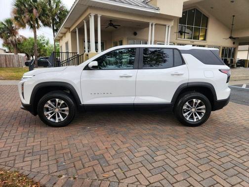 Summit White 2026 Chevrolet Equinox 1LT
