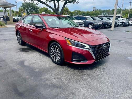 Scarlet Ember 2025 Nissan Altima SV