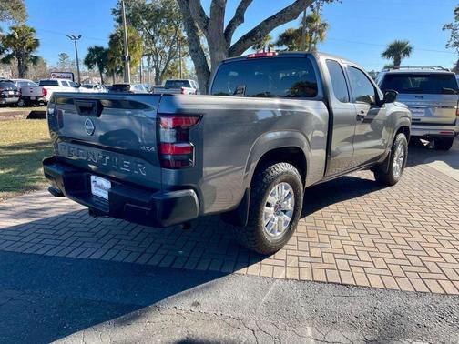 2023 Nissan Frontier S