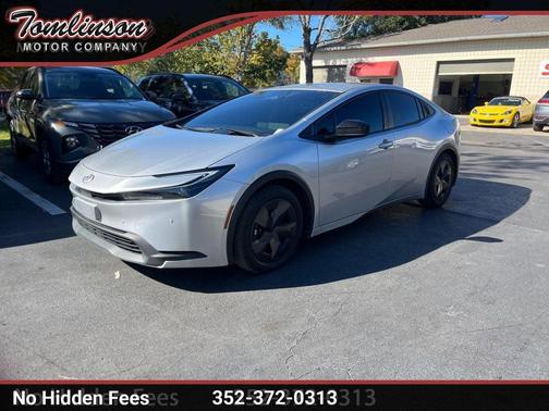 2024 Toyota Prius LE