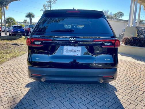 2025 Toyota Grand Highlander XLE