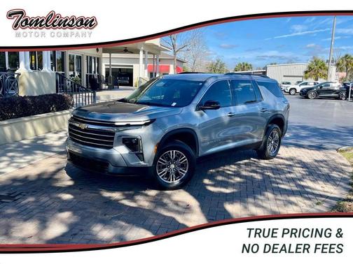 2024 Chevrolet Traverse LT