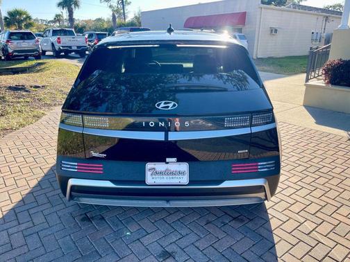 2025 Hyundai IONIQ 5 SEL