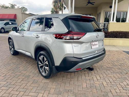 SILVER 2023 Nissan Rogue SV