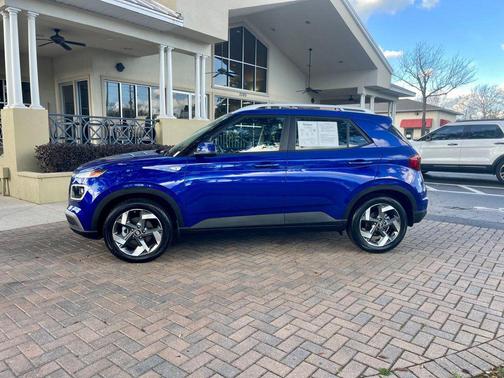 2025 Hyundai VENUE Limited