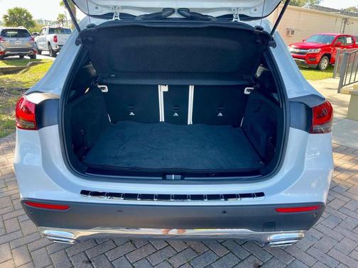 2022 Mercedes-Benz GLA 250 Base