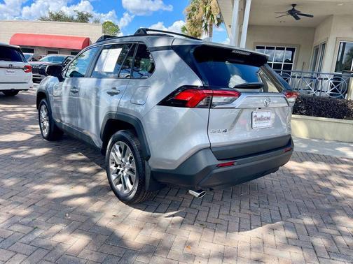 2025 Toyota RAV4 XLE Premium