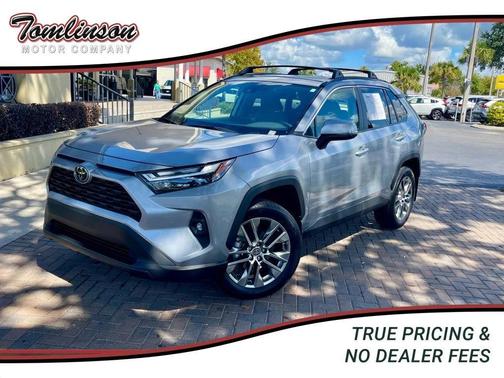 2025 Toyota RAV4 XLE Premium