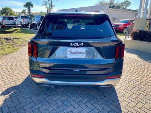 2024 Kia Sorento S