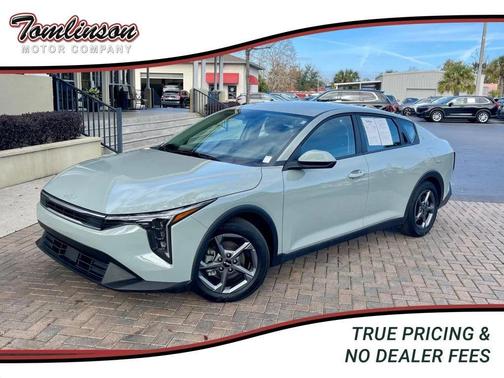 2025 Kia K4 LXS FWD