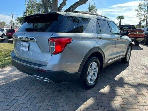 2023 Ford Explorer XLT 4WD