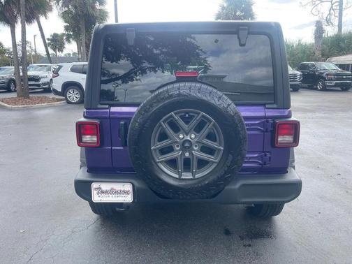 Reign 2026 Jeep Wrangler Sport S