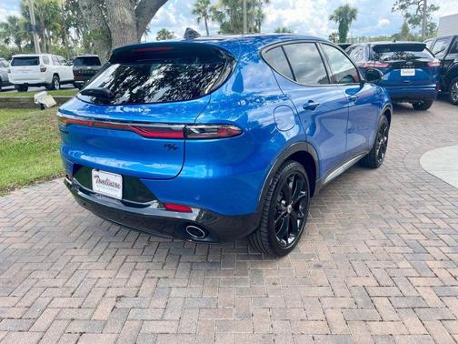 2024 Dodge Hornet R/T PLUS WITH CUSTOMER PREFERRED PKG ($3,590 VALUE!)