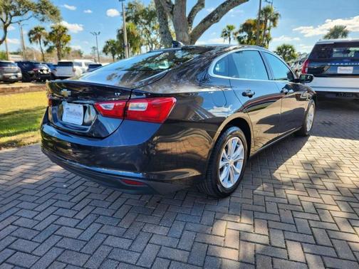 2023 Chevrolet Malibu 4dr Sedan 1LT