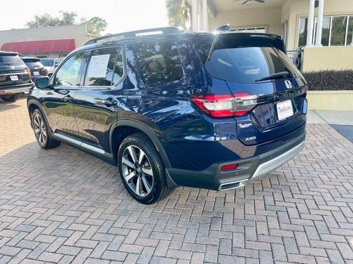 2024 Honda Pilot Elite AWD
