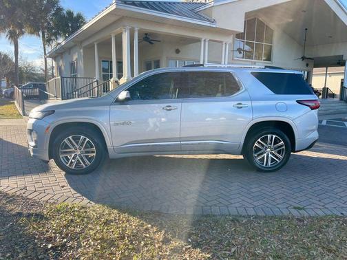 2022 Chevrolet Traverse High Country