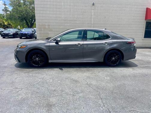 Predawn Gray Mica 2024 Toyota Camry XSE