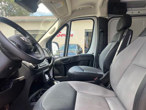 Bright White Clearcoat 2025 RAM ProMaster 2500 STANDARD