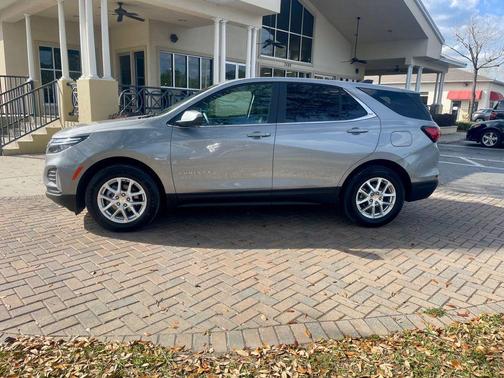 Sterling Gray Metallic 2024 Chevrolet Equinox 1LT