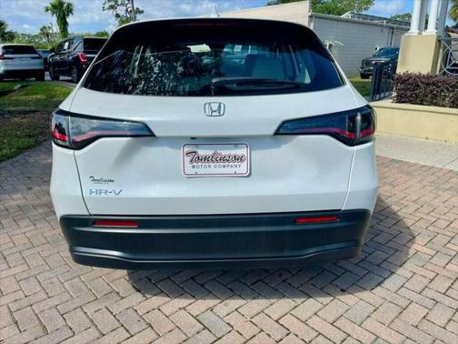 2024 Honda HR-V LX