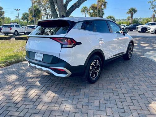 2025 Kia Sportage LX