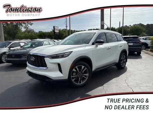 Majestic White 2025 INFINITI QX60 Luxe