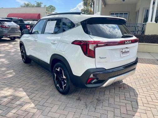 2025 Kia Seltos EX IVT AWD