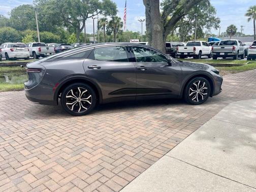 2024 Toyota Crown Limited AWD