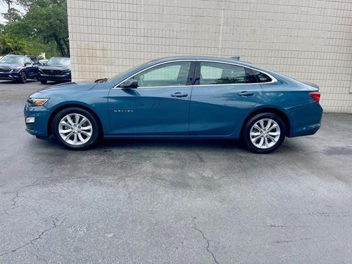 Lakeshore Blue Metallic 2025 Chevrolet Malibu LT