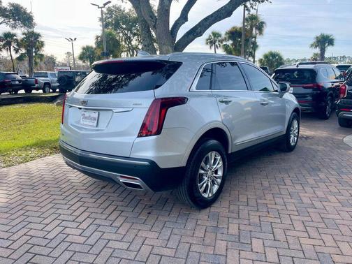 2020 Cadillac XT5 Premium Luxury