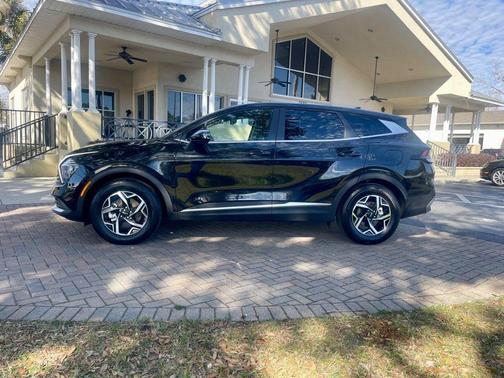 2025 Kia Sportage LX