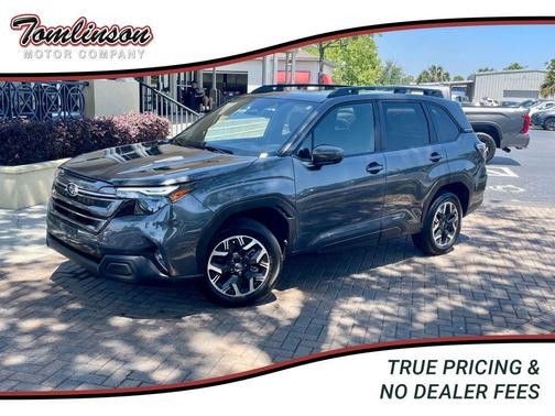 Magnetite Gray Metallic 2025 Subaru Forester Premium