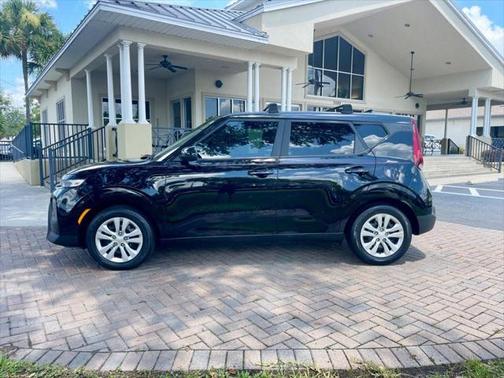 2022 Kia Soul LX IVT